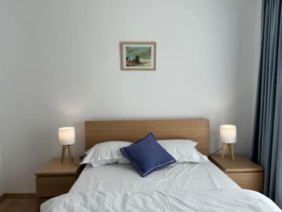 Apartment Joy Vivalia 7b-25 *